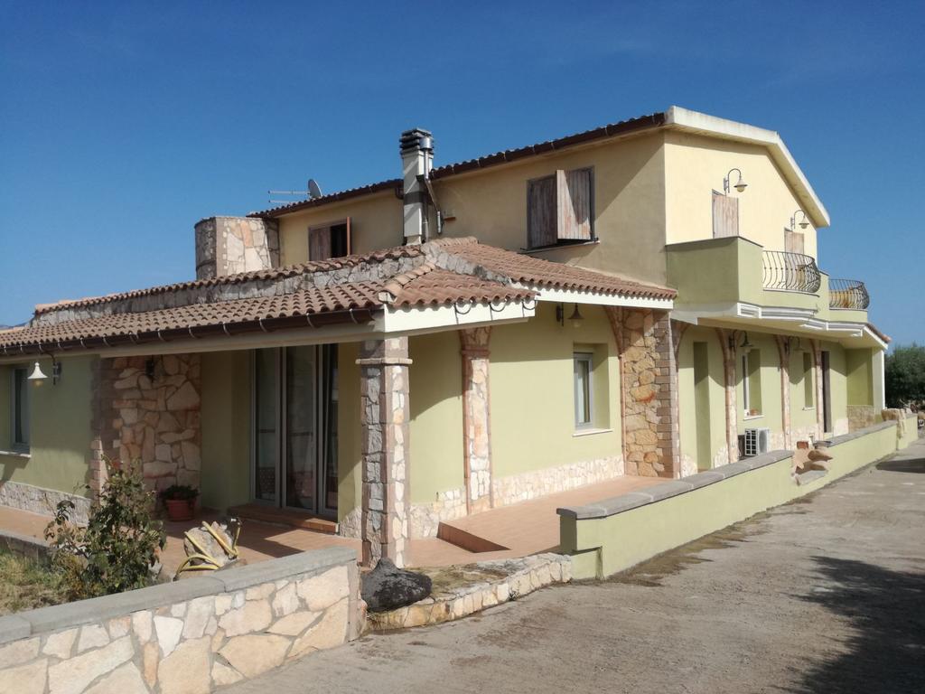 Villa Renzo E Lucia Sant Isidoro (Sardinia) Exterior foto